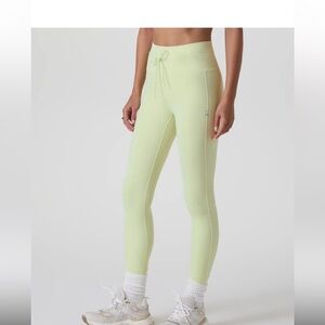 Vuori Women's Light Green Leggings
